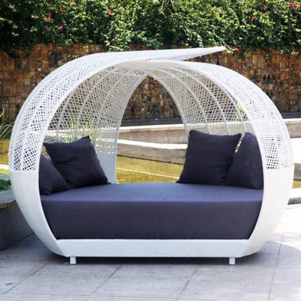 Apartment Outdoor Wicker Rattan Beach Day Bed with Canopy Double Function