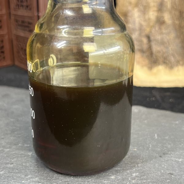 CO2 Supercritical Fermented Agarwood Essential Oil 10.5 Middle Eastern Style