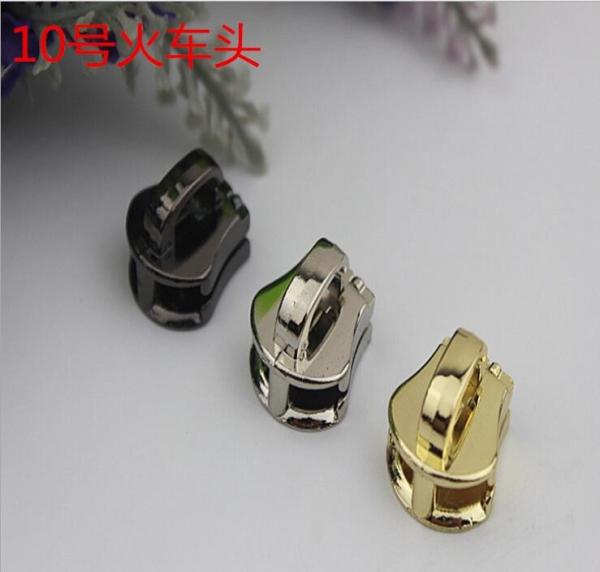 Multi-function metal zinc alloy light gold bag hardware 10# slider for zipper
