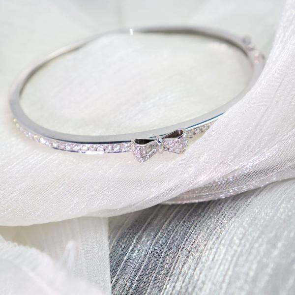 18K Solid Gold Classic Bracelet with Custom Bowknot VVS Diamond for Women for Wedding or Party Fashion Lab Grown Jewelry Gift