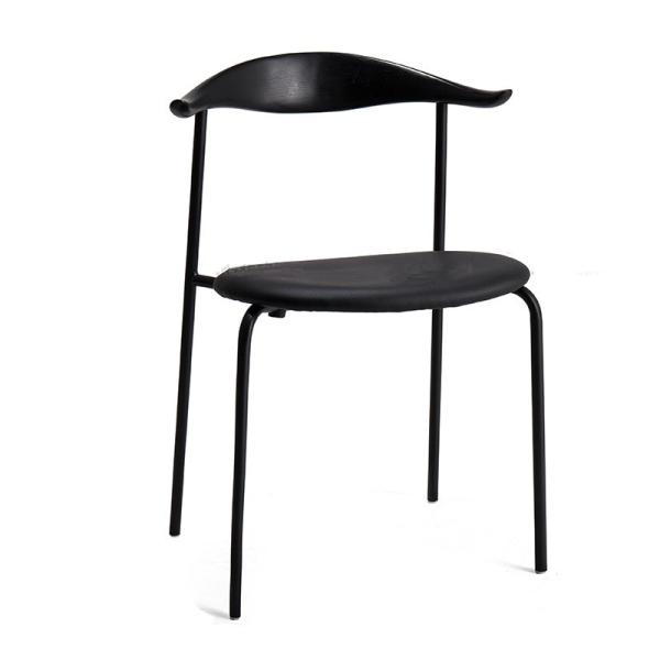 Replica Hans Wegner Chair Fashionable For Hotel / Restaurant / Home