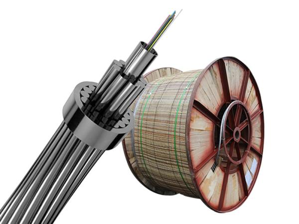 Câble de terre optique OPGW 24 48 cœurs pour système de transmission d'énergie