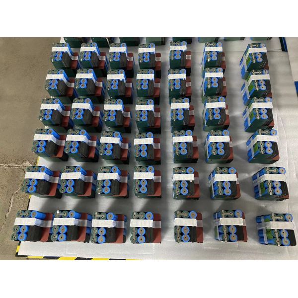 OEM 7.4v 5.2ah Emergency Light Lithium Battery Pack 3C 1000 Cycles THLB Battery