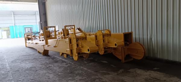 Antiwear 20-50ton Excavator Telescopic Boom Three Segment 25m 30m 32m CAT SY PC ZX