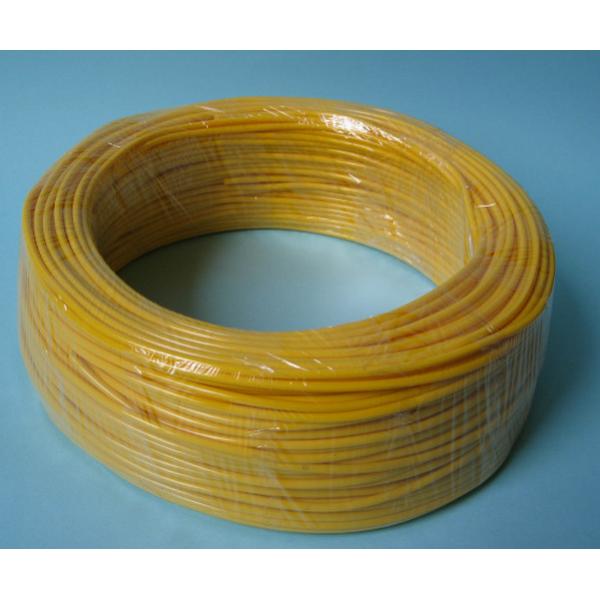 Оценка желтого гибкого напряжения тока 600В/300В трубопровода ПВК, гибкий рукав ПВК для проводки провода