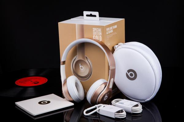 Beats by Dr.Dre Solo2 Wireless Headband Wireless Headphones Special Edition Gold