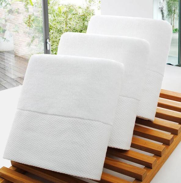 5 Star Hotel 32S Satin 100% Cotton Bath Towel 70*150cm, 600g for wholesale, logo embroidered acceptable