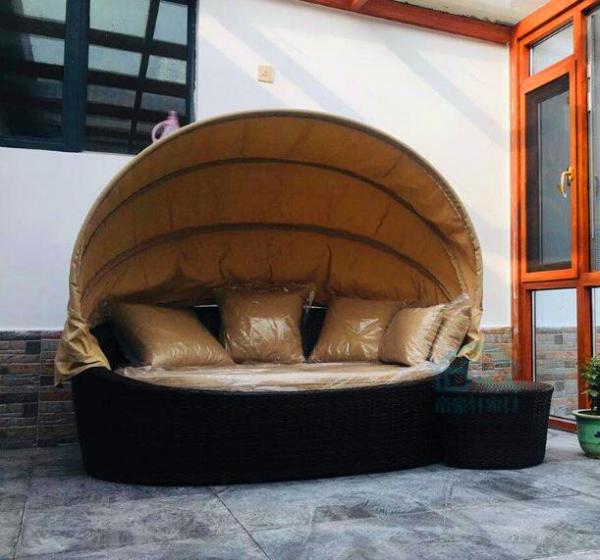 Outdoor recliner garden PE rattan sofa outdoor beach recliner balcony swimming pool lazy bed outdoor large round bed