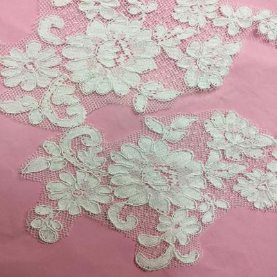 Ivory Venise Cord Lace Applique for Bridal Gown Wedding Dress decor,one pair