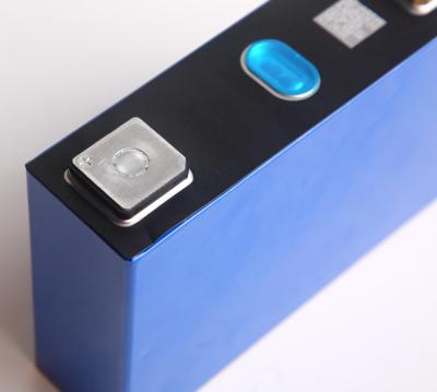 3.2V 165Ah 48v LiFePO4 Lithium íon bateria para armazenamento de energia Solar EV Car células de bateria prismáticas