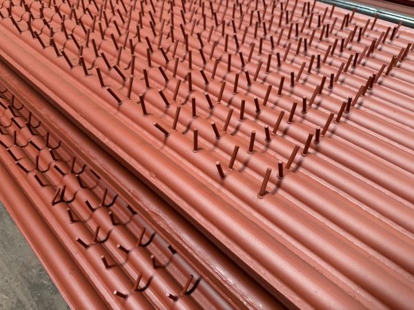 潜水弧溶接ボイラー管状膜壁による最適な水温分布