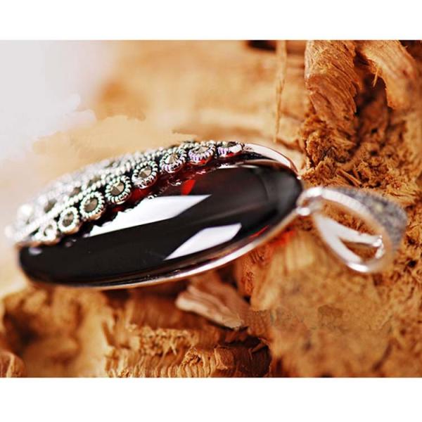 Vintage Thai  925 Silver Garnet Marcasite Pendant and 18 Inches Chain(N11065RED)