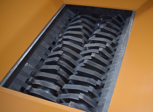 Scrap Metal Shredder /  Double Shaft Scrap Metal Shredder Scrap Metal Shredder Dual Shaft Shredder