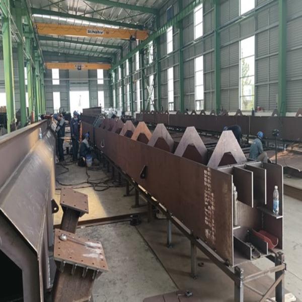 Q235B Q355B Fabrication en acier lourd pour poutre de boîte, grue à contreplaqué, grue de pont