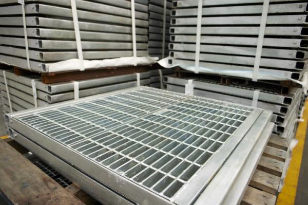 Precio de la cubierta de la zanja de drenaje de la rejilla de la barra de acero para piso de cubierta de pasarela de aluminio 19W4 de alta resistencia, acero galvanizado, acero inoxidable, para plataforma de pasarela