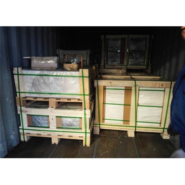 Solid Structure Low Iron Solar Glass 3.2MM / 4MM Thickness Light Transmittance 91.7%