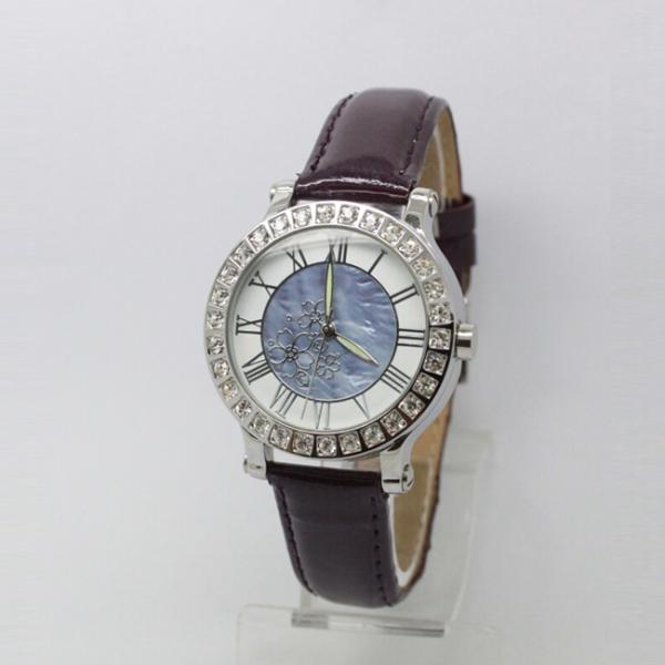 White Dial Alloy Case Ladies Wrist Watches Round Face , Women's Fashion Watches