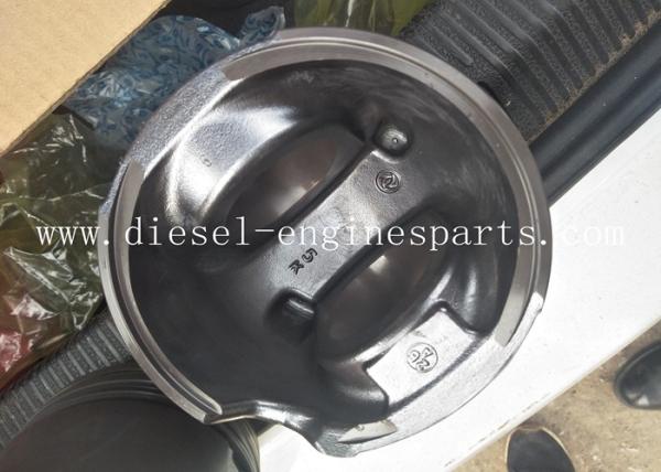 C18 Diesel Engine Piston 0.05mm Oil Clearance Polished Surface