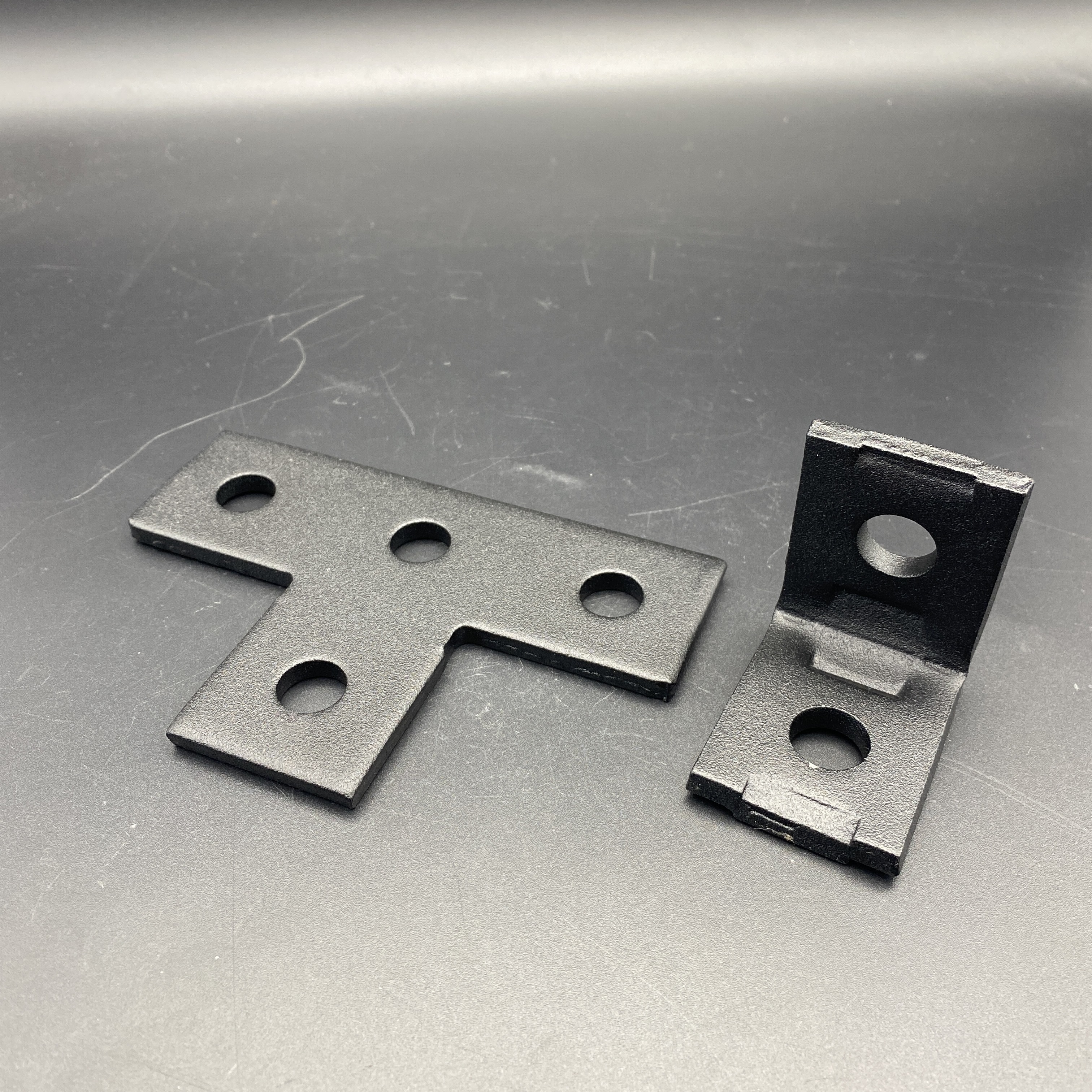 Metal Steel T Shape Black Strut Fitting Hardware Stamping Parts