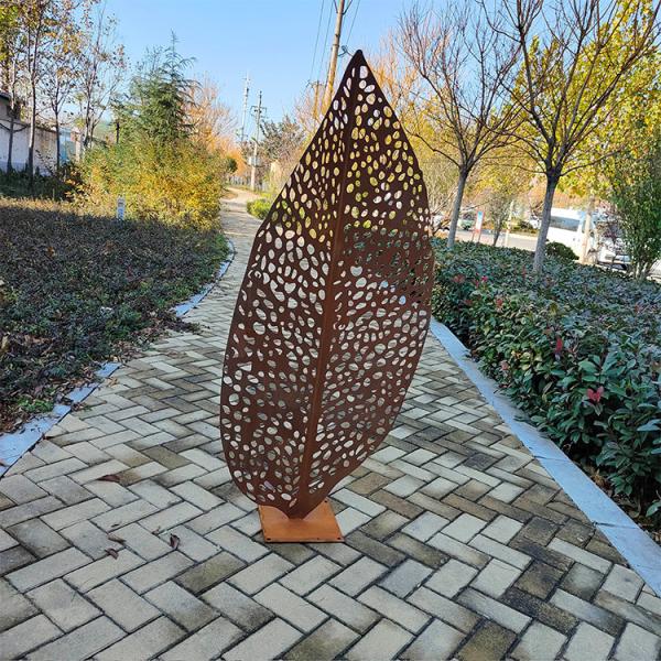 300mm Corten Steel Sculpture SGS Metal Steel Garden Sculpture Yard Art For Parks