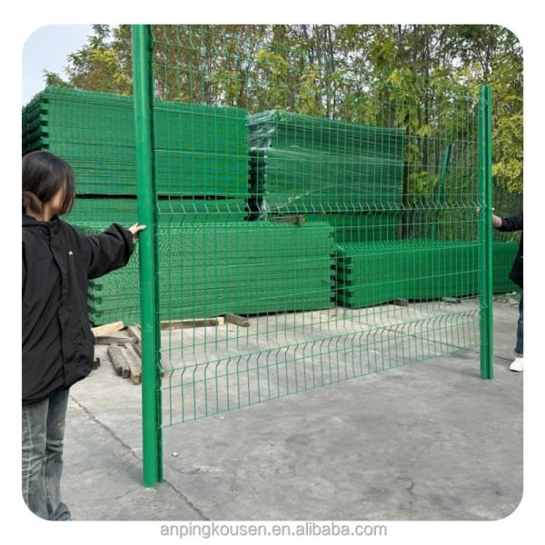 Muralha de rede de arame galvanizado soldado curva 3D para jardim barreira de privacidade