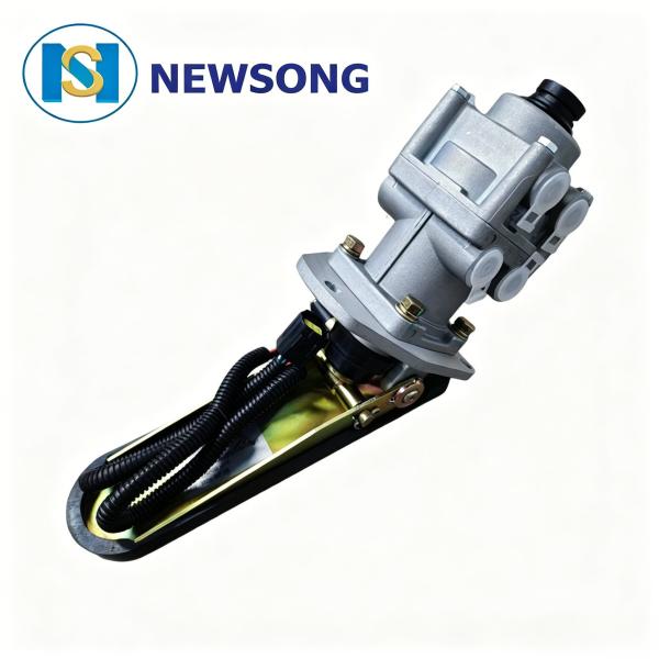 0.5V 5V 24V New Energy Electric Vehicle Parts Bus Brake Pedal Replacement