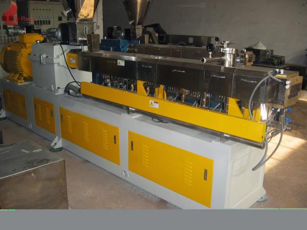 PLC Co - rotating Plastic Extruder Machine Alloy Twin Screw of modular