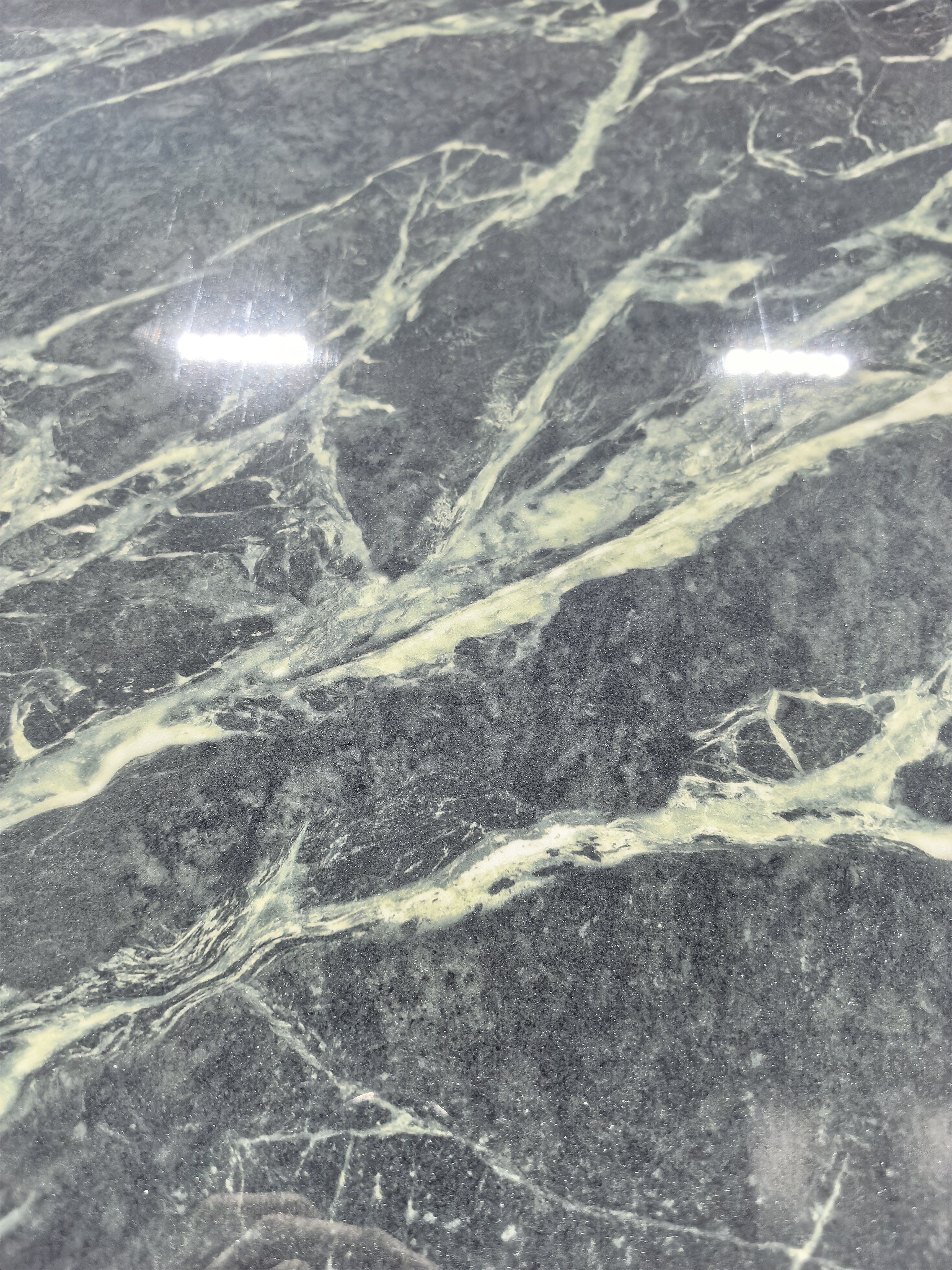 Green Waterproof 1600x3200x12mm Polished Sintered Stone Slab AAA Grade for Living Room and Building