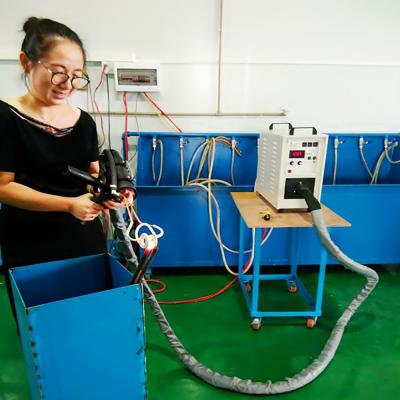 Máquina de solda por indução portátil para equipamento de aquecimento por indução 40A