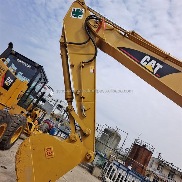 Used Cat 320C Crawler Excavator 20 Tons 2018 Good Condition with 0.9 Bucket Capacity