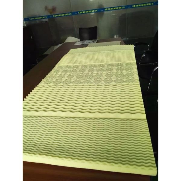 7 Zone 50-100mm Thickness Foam Profile Cutting Machine Cnc Foam Cutter