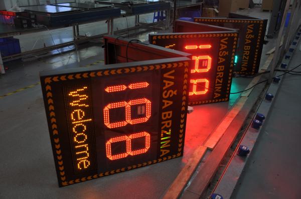 Solar Powered LED Radar Speed Sign with 100M Detection Range
