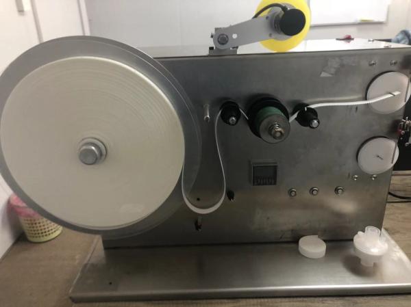 Máquina de enrolar fita de papel de filtro HME de aço inoxidável de frequência de 50 Hz com função de corte automático