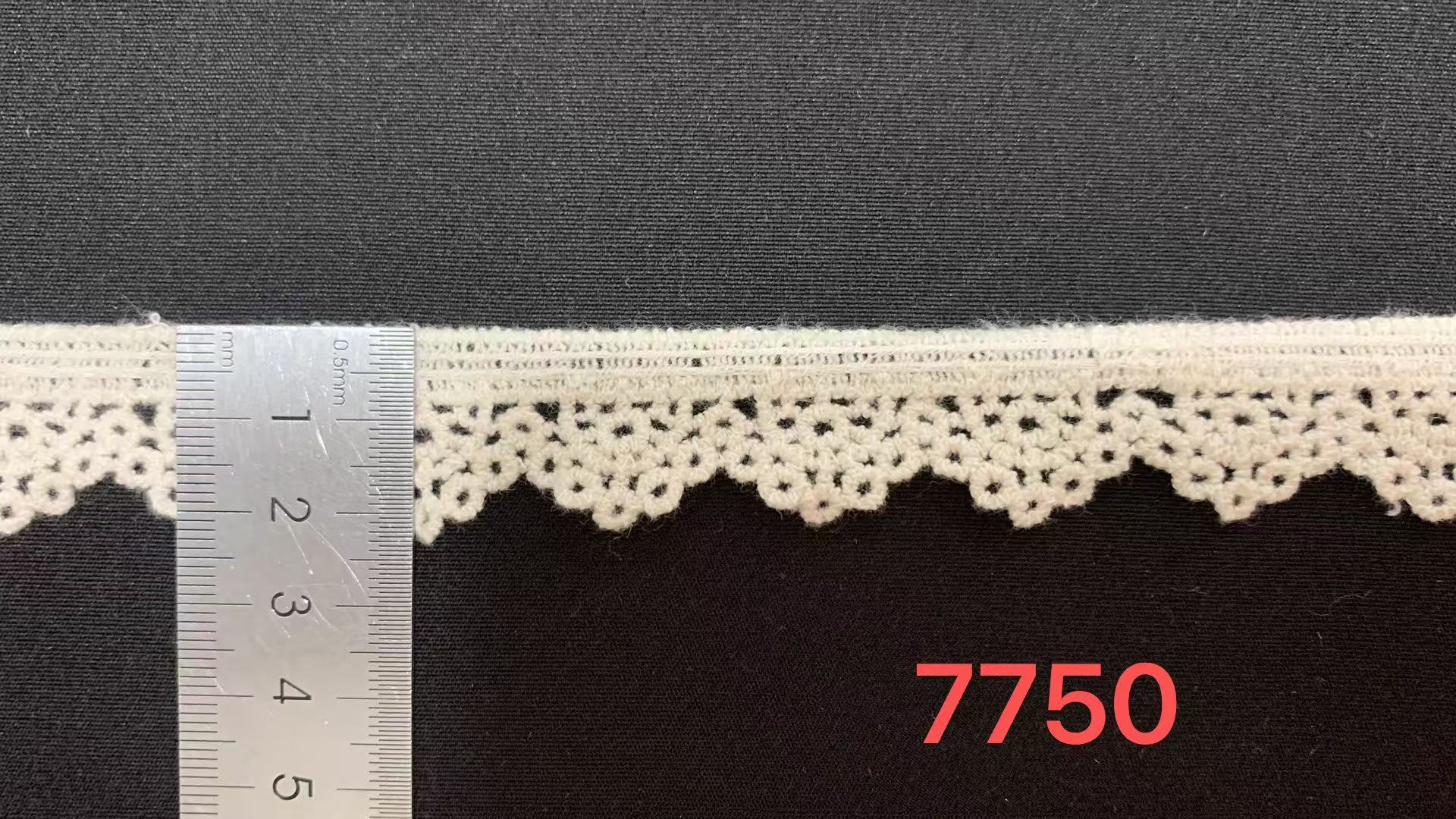 Custom Design Cotton Embroidery Lace with Scalloped Edge and 2.3cm Width for Wedding Dresses