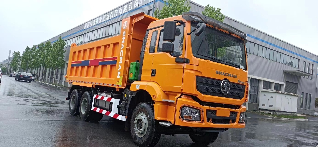 SHACMAN H3000 6X4 400HP Economical Dump Truck Low Maintenance 400L Aluminum Tank Cost Effective Tipper