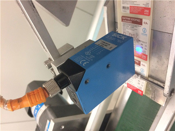 Full Automatic Flat Labeling Machine Box Label Applicator Machine With Servo Motor