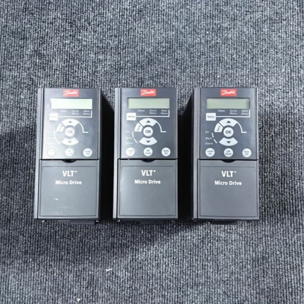 100% Genuine Danfoss VSD FC-051P1K5S2E20H3BXCXXXSXXX 132F0005 VFD Drive for Compressor