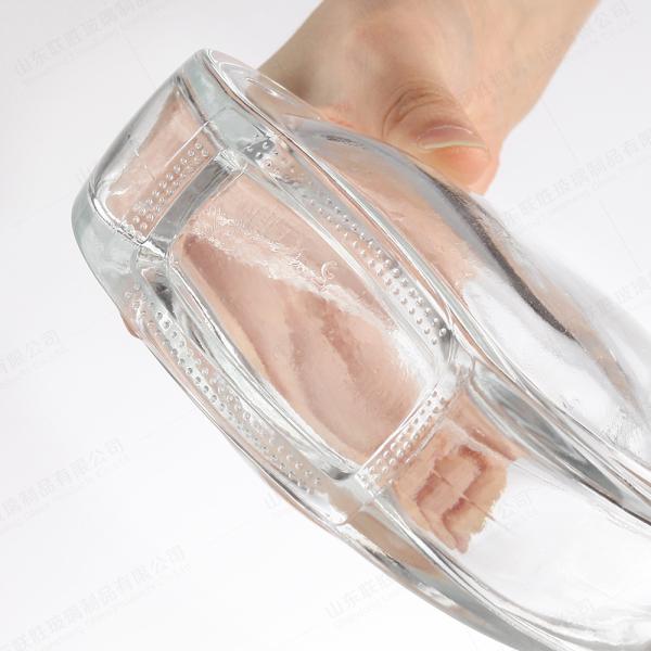 700ml Glass Bottle for Vodka Tequila Rum Liquor Rubber Stopper Sealing Type Customized