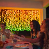 Múltiplos modos de cena Smart RGBW Controlled Curtain Light Strips com design à prova d'água e função de temporizador