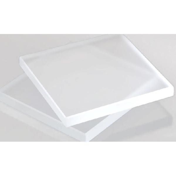 Surface flottante en verre trempé à faible teneur en fer ultra-clarité pour