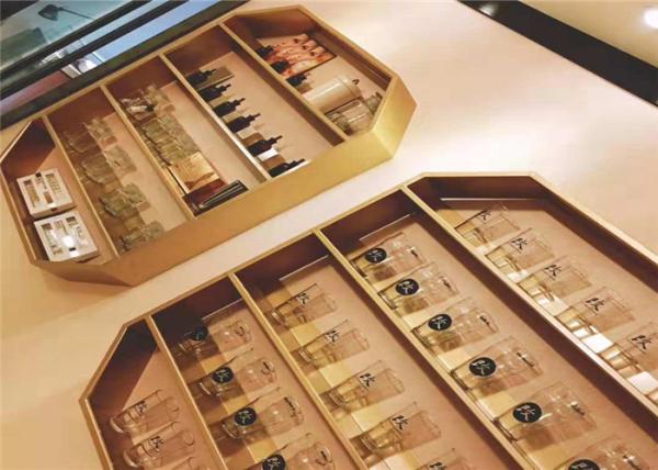 Fashion Firm Nail Polish Wall Rack , Perfume Display Rack Iron Material Customized Styles
