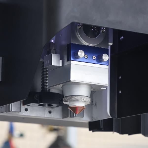 Cortador quente da fibra do laser da máquina de corte do laser da fibra da folha de metal da venda 1000w 2000w 3000W