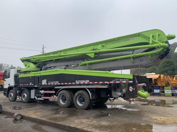 o crescimento Zoomlion de 180m3/H 56m usou o caminhão da bomba concreta