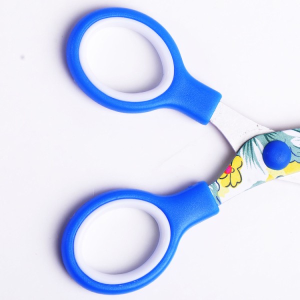 Wholesale good quality creative stationary colourful fancy cartoon paper cutting scissors