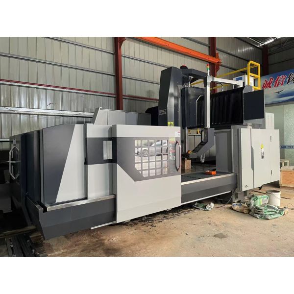 Precision 3 Axis CNC Gantry Machining Center Mold Processing LS-V Series High Rigidity