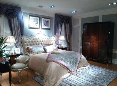 Luxury Classic Bedroom Furniture Queen size Bed Flower Craft Wood and Leather Headboard in Sliver White painting
