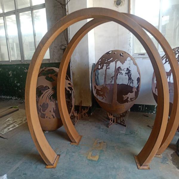 Rusty Outdoor Corten Steel Sculpture Line Cross Shape Rustic Rings Garden Centerpiece