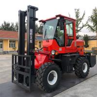 Ce 6 Ton Off-Road Camiões elevadores em terreno accidentado Motor japonês Diesel 4 Wd