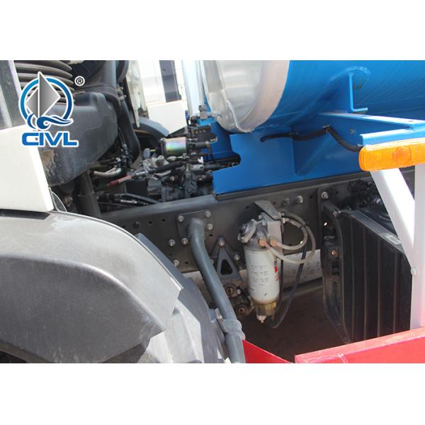 260HP 4 x 2  260 HP  4.25 m³  Water Tank Trucks For Garden Irrigated