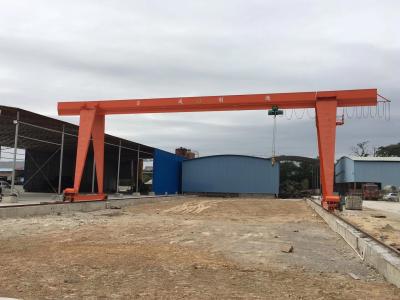 MH type 6 ton general gantry crane, gantry crane, main girder box support leg gantry crane, rail type small crane